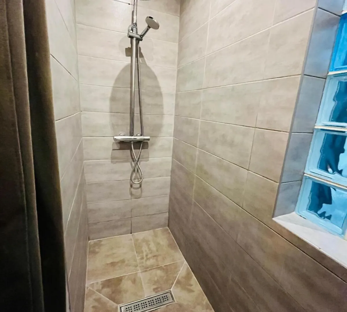 Le Pont Peri Apartment Bourg-les-Valence 0*,